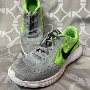 Kids Nike Revolution 3 Shoes